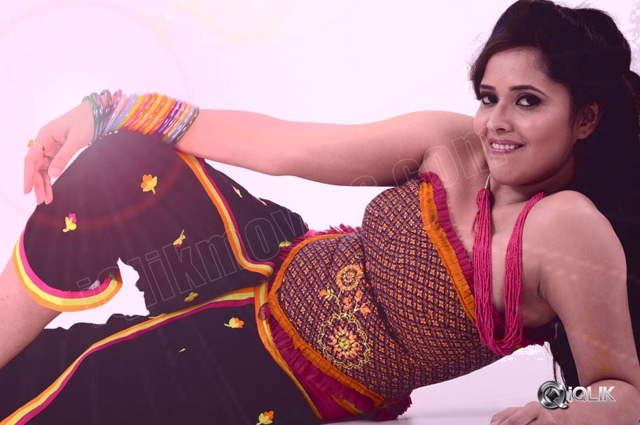 Anchor_Anasuya_Hot_Photoshoot_iqlik123iq