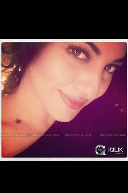 Sonakshi Sinha gets herself inked again