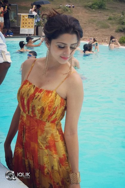 Vedhika